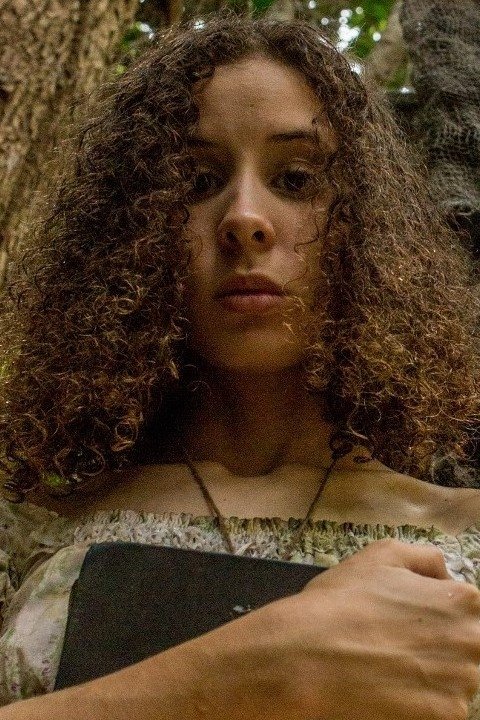 Carol Aragão backdrop