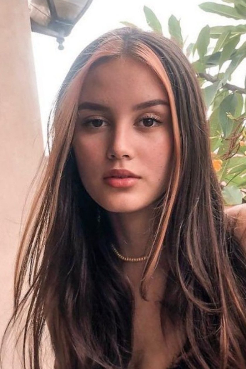 Hannah Hanon backdrop