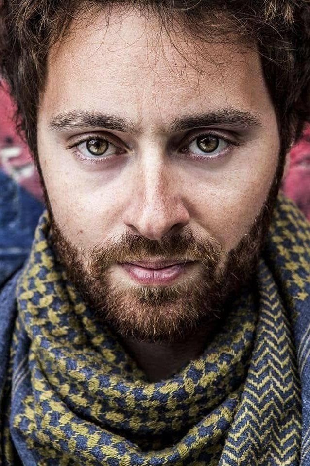 Federico Alotto backdrop