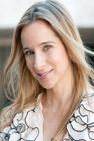 Holi Stajner backdrop