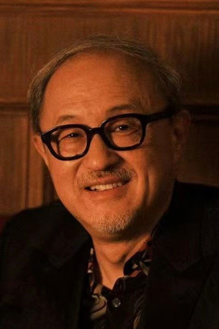 Yang Xinming backdrop