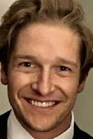 Madison Ainley backdrop