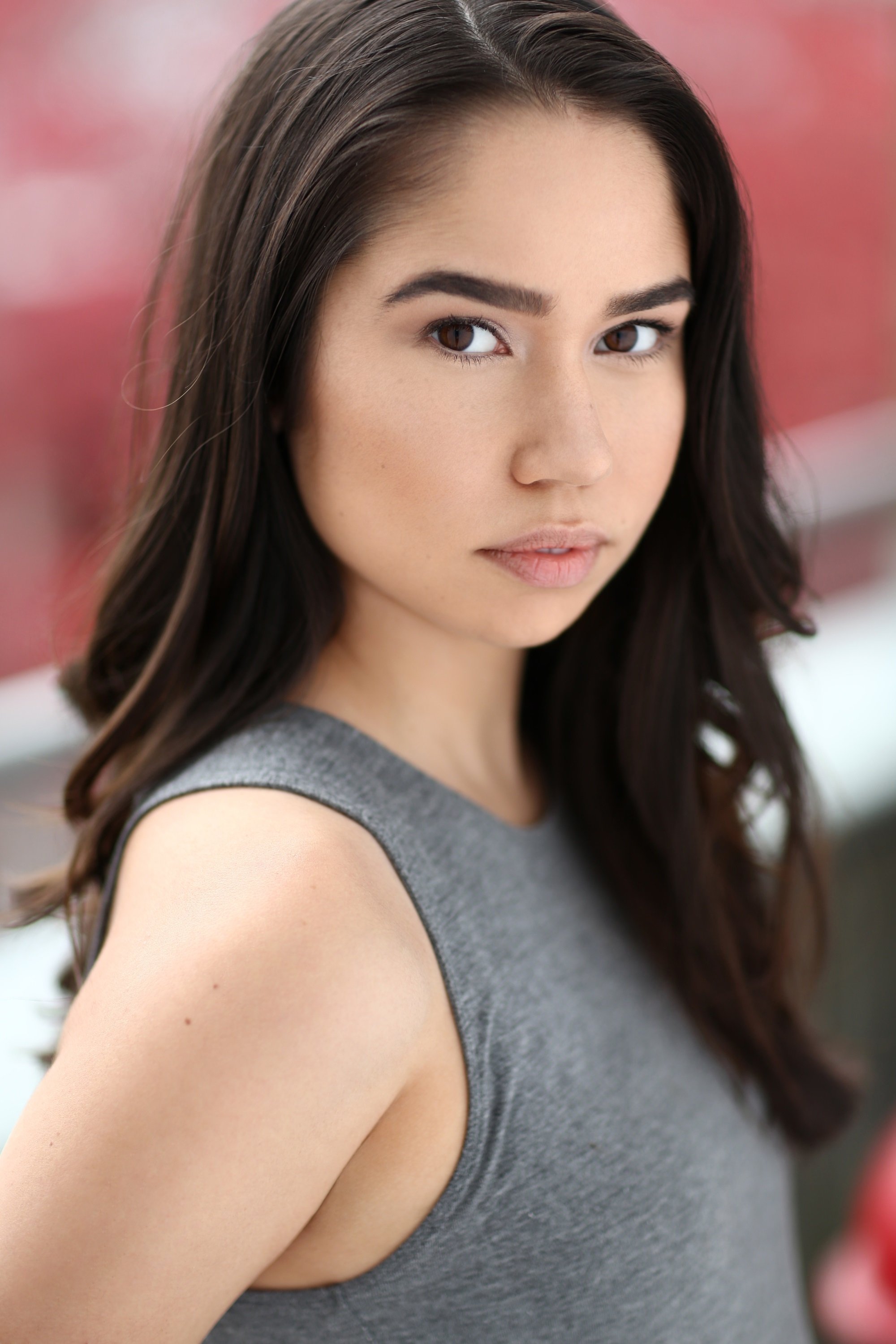 Rejçel Koluel backdrop