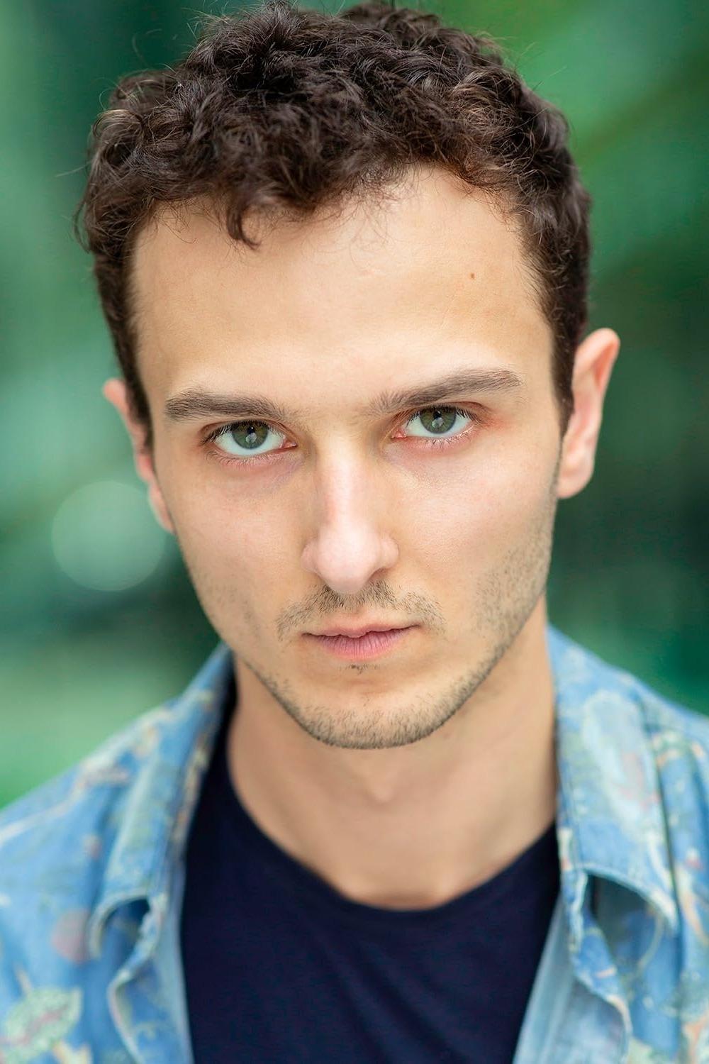 Mateusz Mirek backdrop