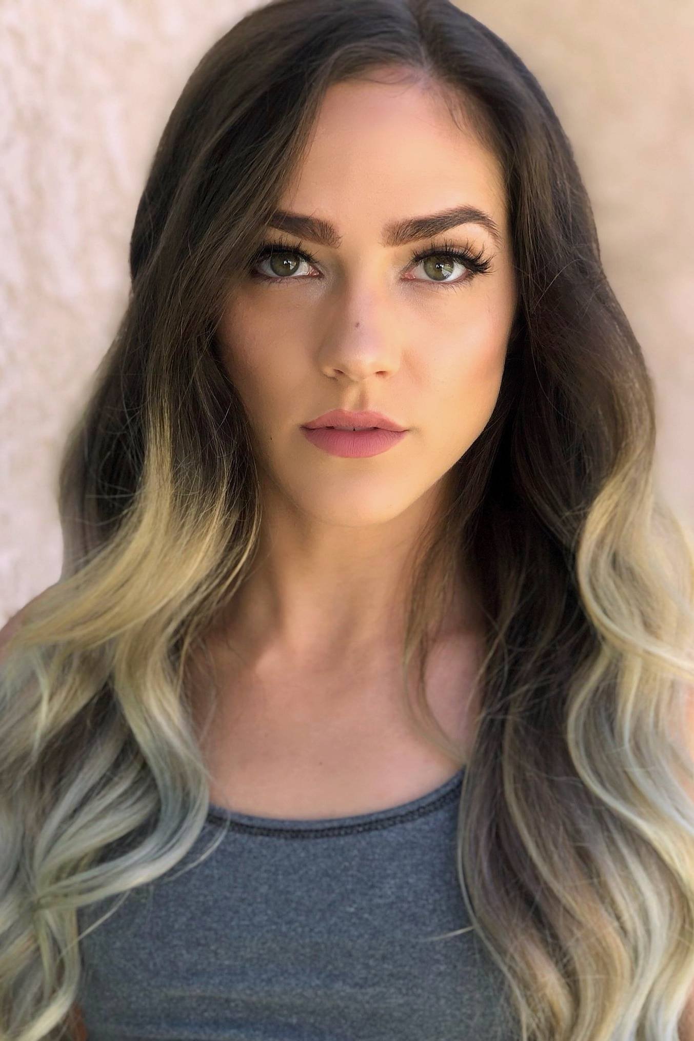 Courtney Akbar backdrop