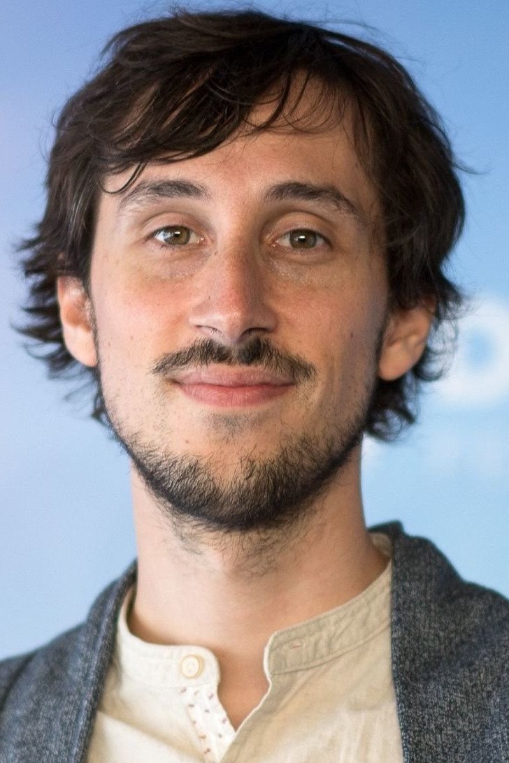 Tyler Taormina backdrop