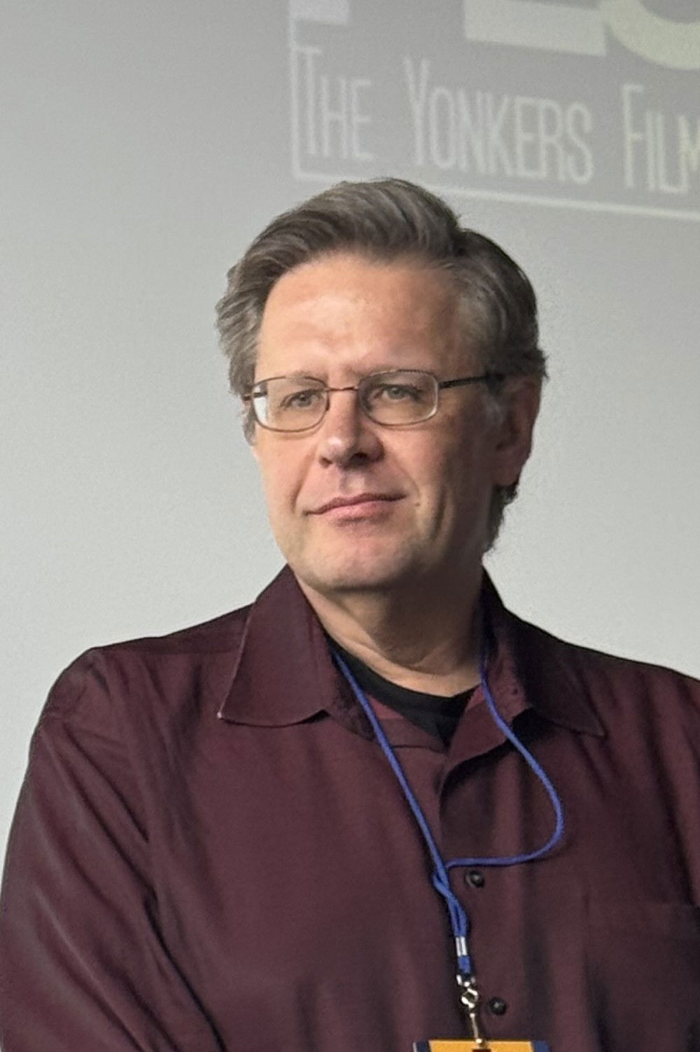 Frank Reynolds backdrop