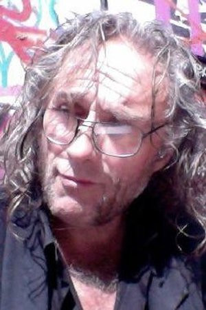 Vicky de Saint-Hermine backdrop