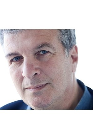 Raffaello Saragò backdrop