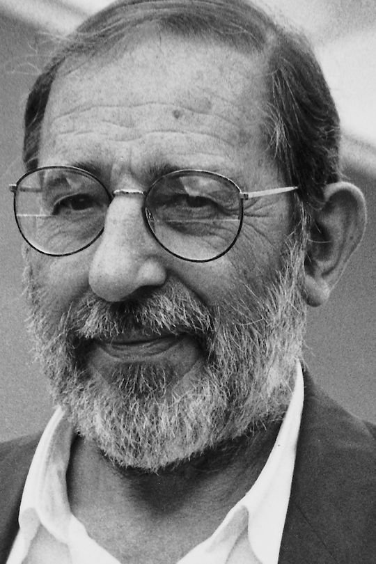 Álvaro Siza Vieira backdrop