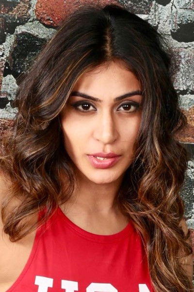 Myra Sareen backdrop