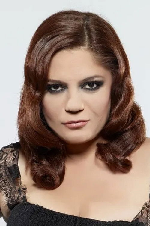 İzel Çeliköz backdrop