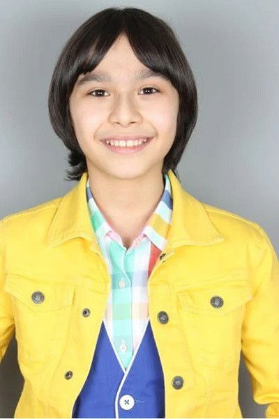 Alperen Efe Esmer backdrop