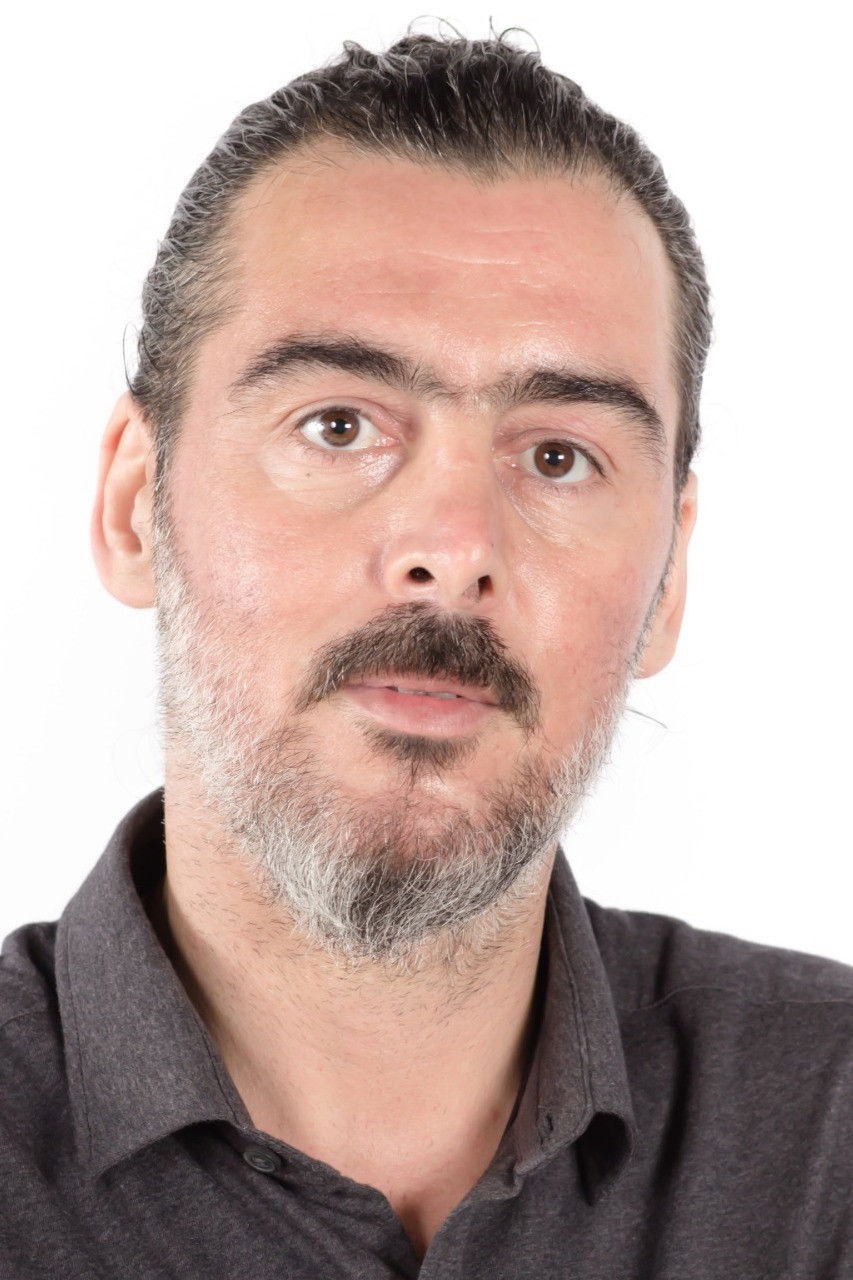 Gürhan Özçiftçi backdrop