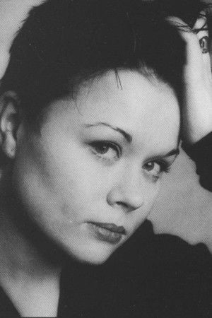 Mare Kandre backdrop