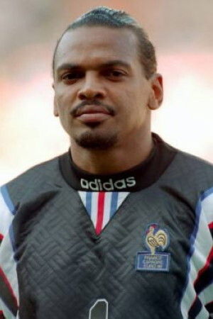 Bernard Lama backdrop