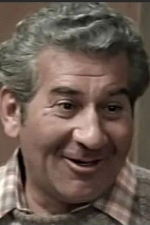 Yuri Sagyants backdrop