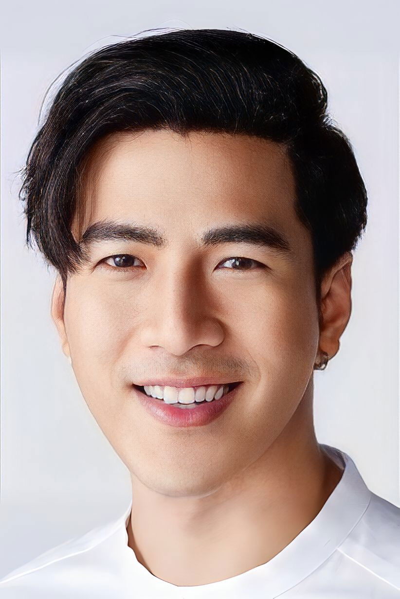 Anusorn Maneeted backdrop