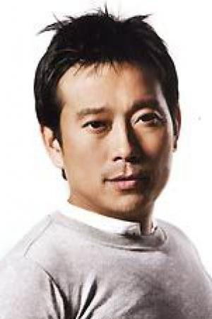 Vinij Lertratanachai backdrop