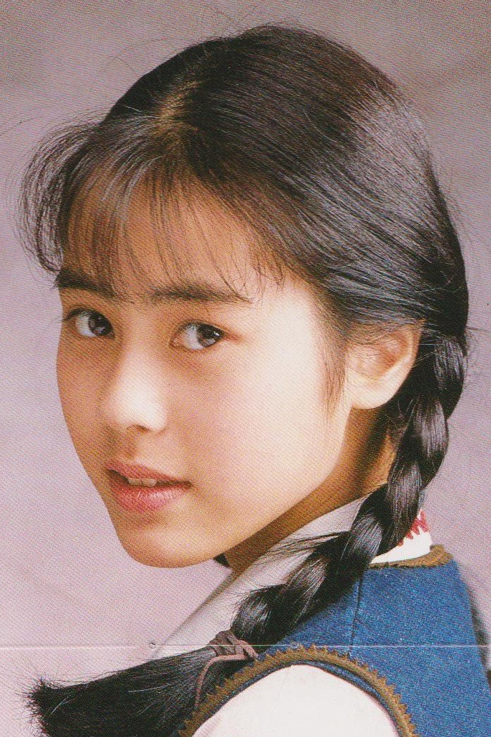 Shinobu Satô backdrop