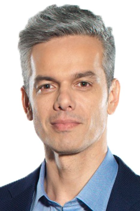 Otaviano Costa backdrop