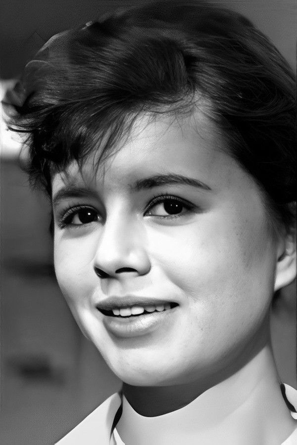 Ada Voloshina backdrop