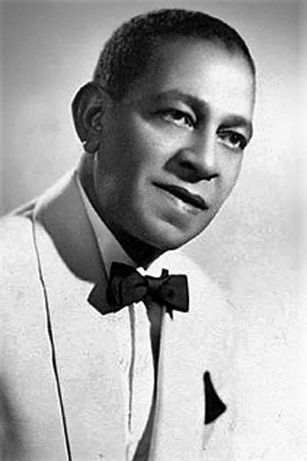 Antonio Machín backdrop