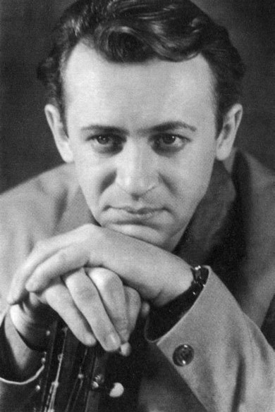 Anatoliy Toropov backdrop