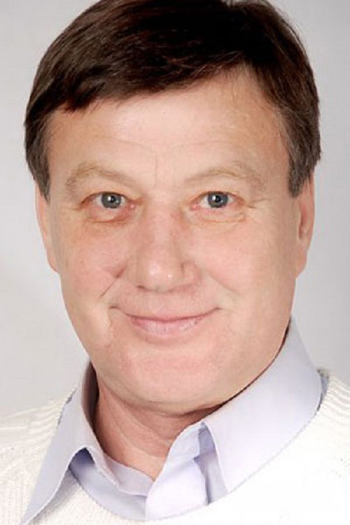 Mikhail Dolginin backdrop