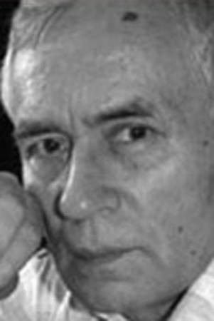 Roman Solntsev backdrop