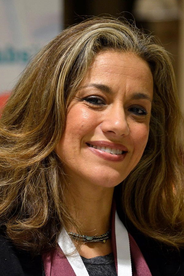 Mujah Maraini Melehi backdrop