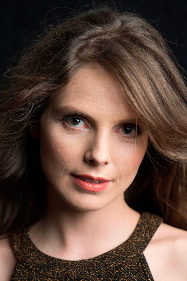 Maira Bodenhöfer backdrop