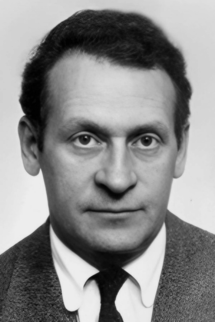 Mikhail Ladygin backdrop