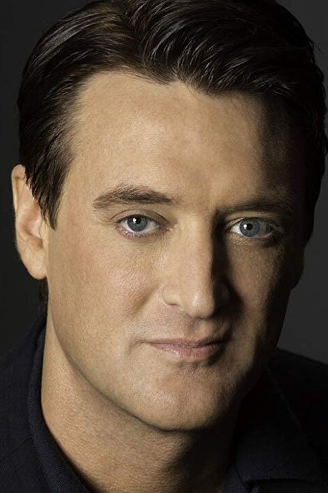 Philip Pavel backdrop