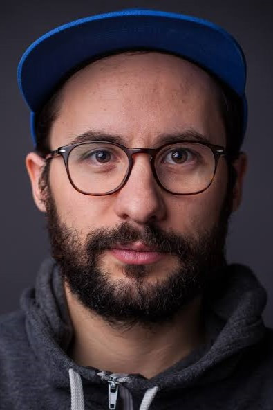 Simon Ostermann backdrop