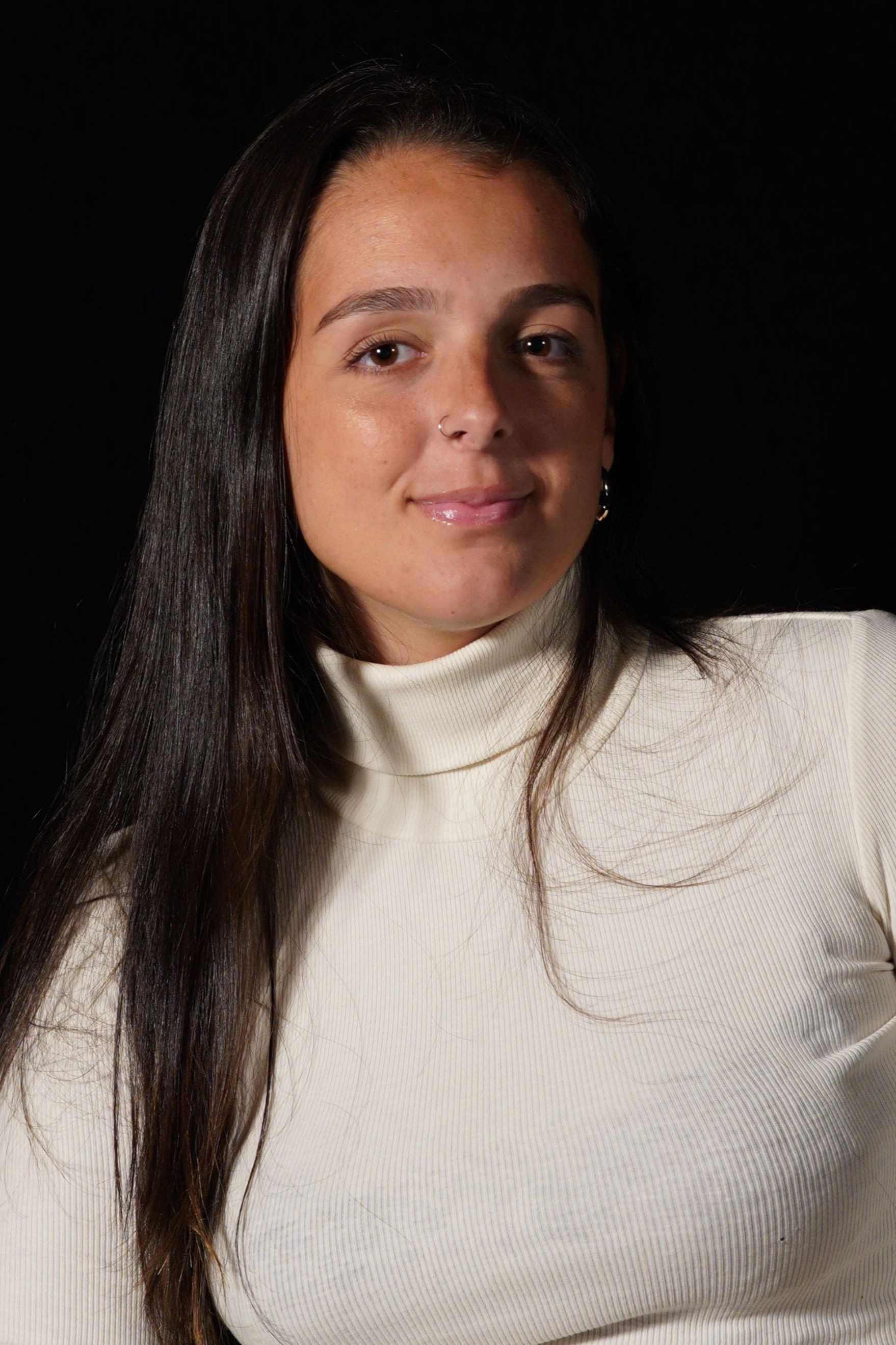 Clara Antonini backdrop