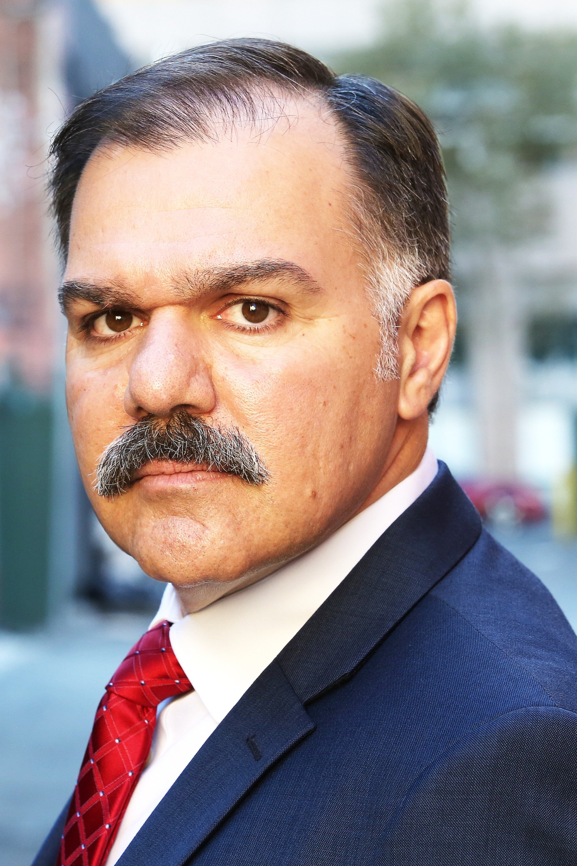 Ludwig Manukian backdrop