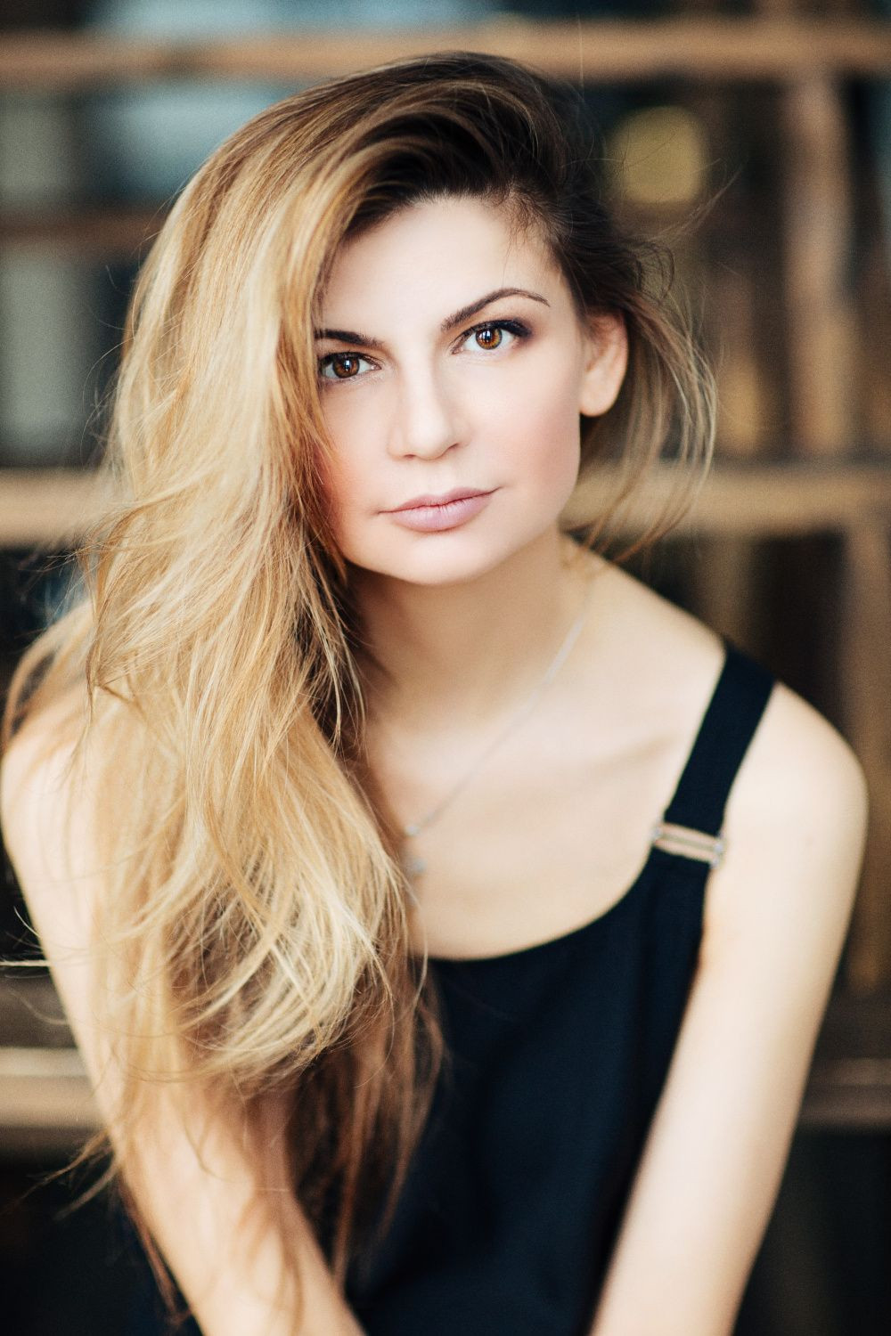 Ольга Вяземская backdrop