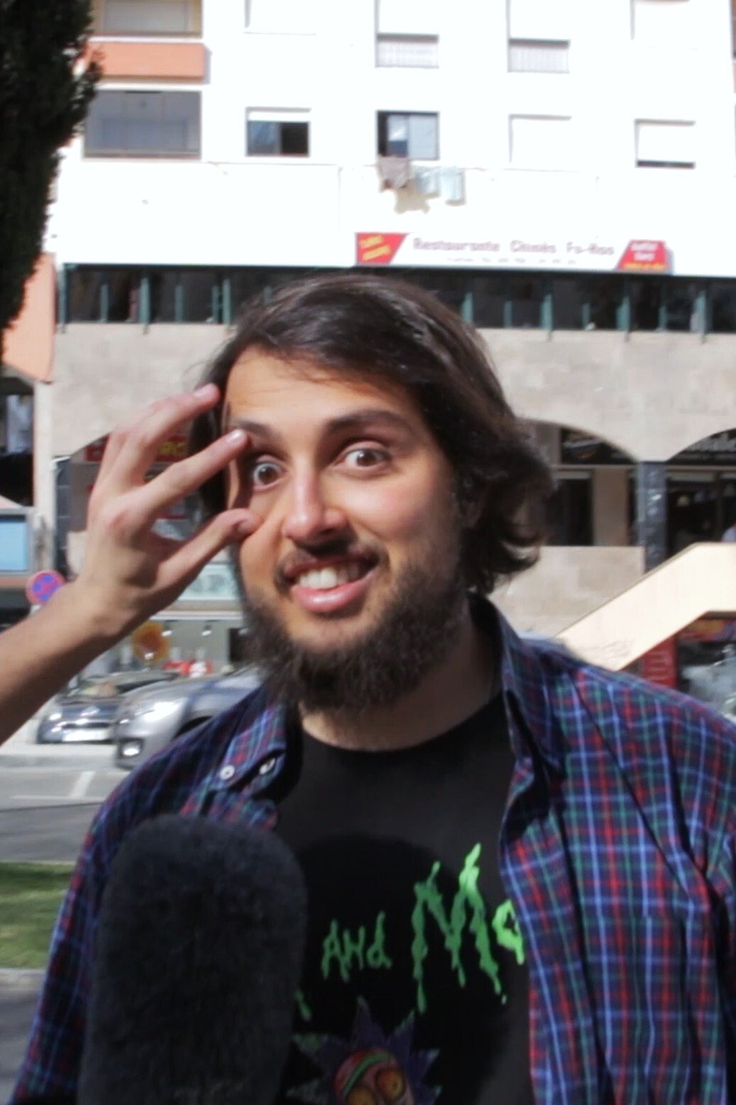 Gonçalo Almeida backdrop