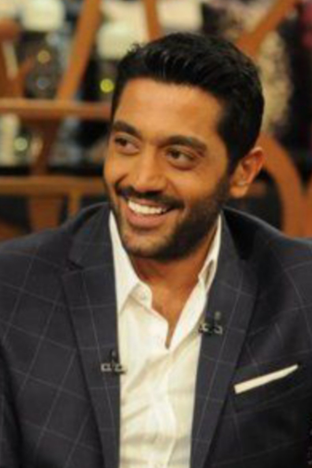 Ahmed Falawkas backdrop