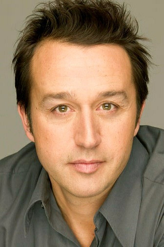 Rikard Robitalë backdrop