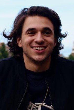 Shahine El-Hamus backdrop