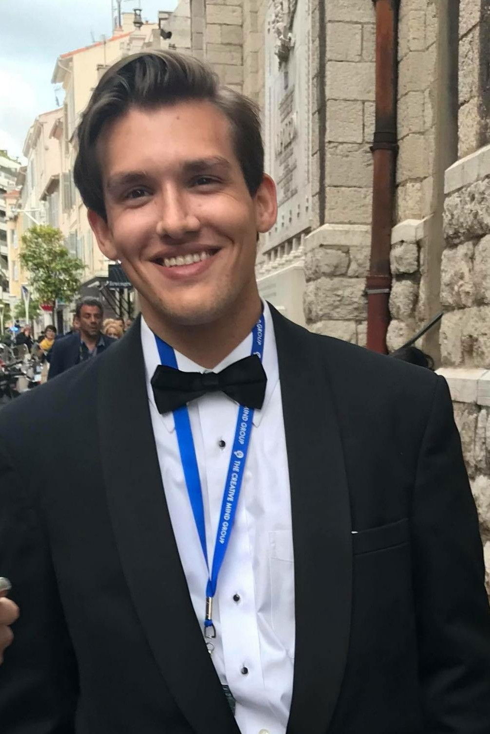 Luis Jordan Lorenzo backdrop