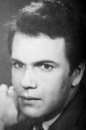 Sergey Dvoretskiy backdrop