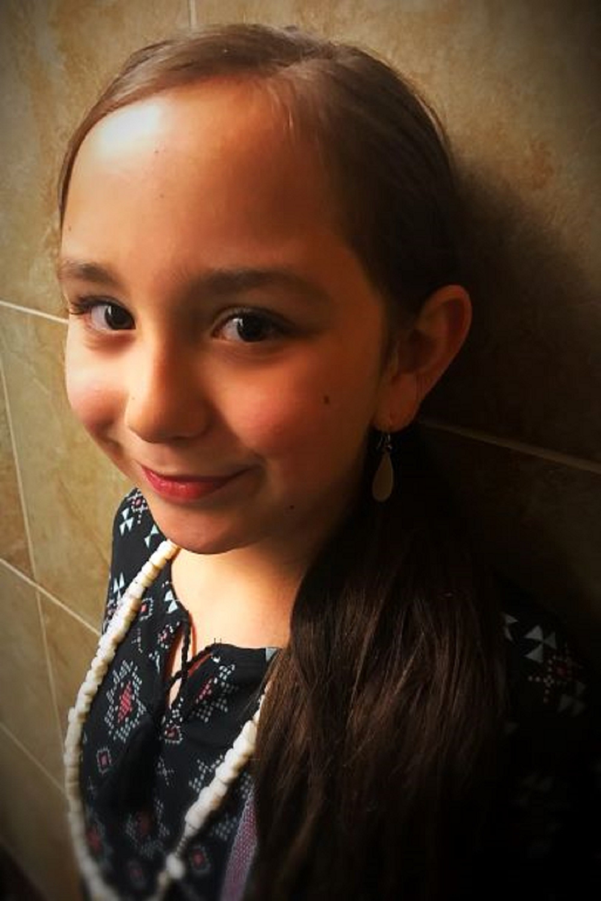 Annabella Binaakwe backdrop