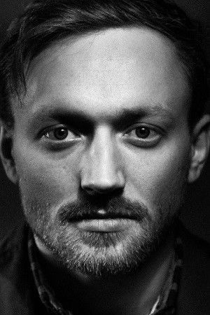 Anton Strelyaev backdrop