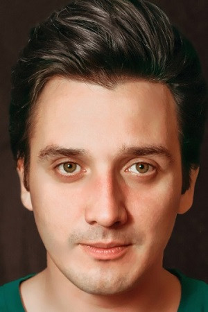 Arthur Litvinov backdrop