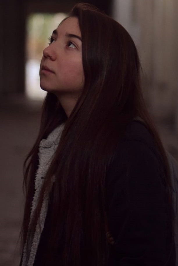 Valentina Guerra Balbontin backdrop