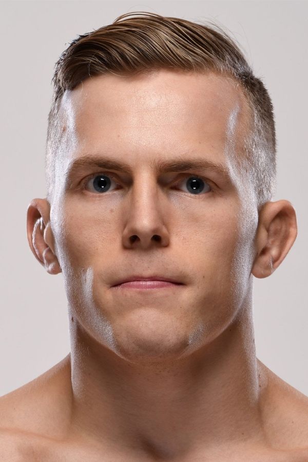 Brad Katona backdrop