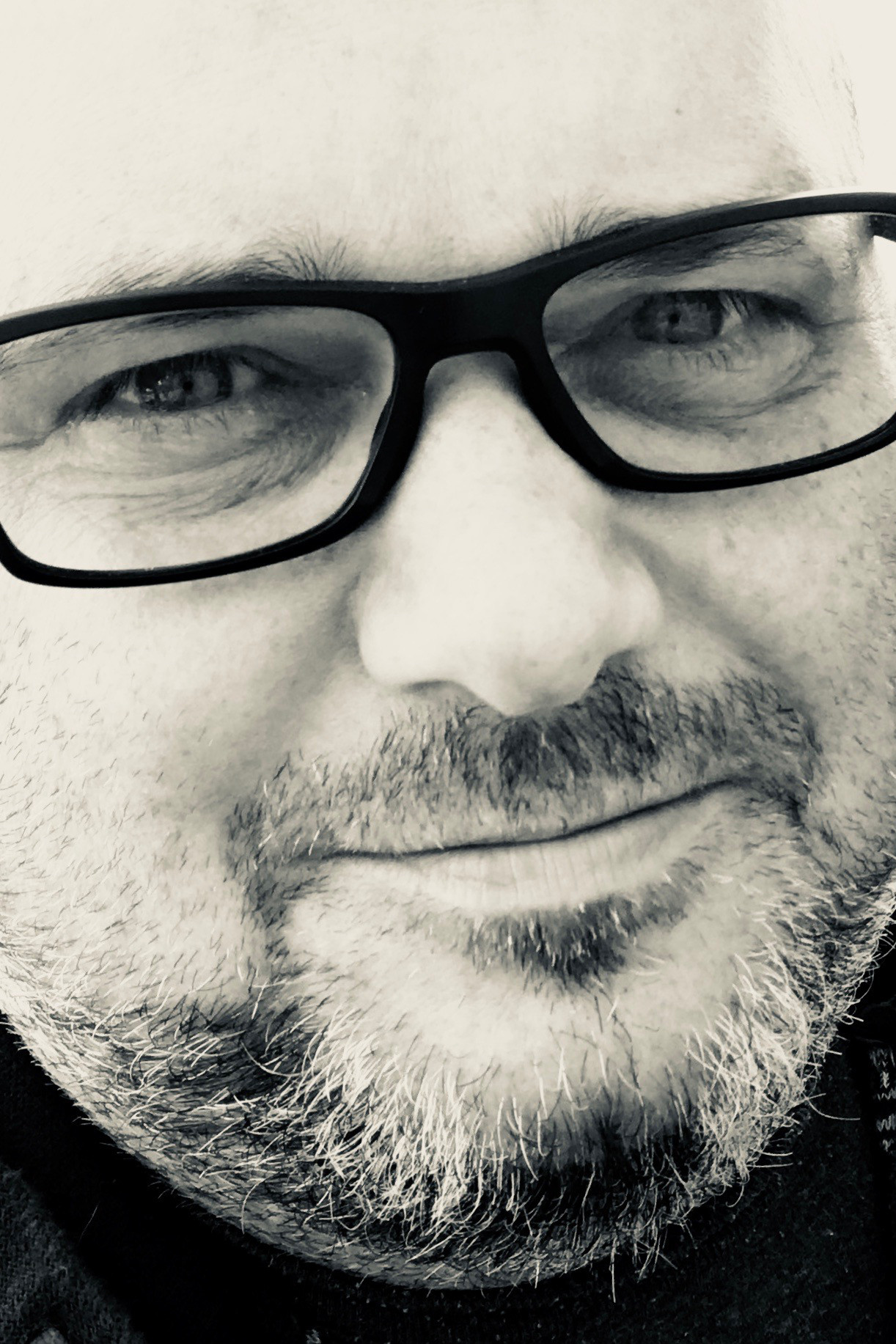 Stéphane K. Lefebvre backdrop